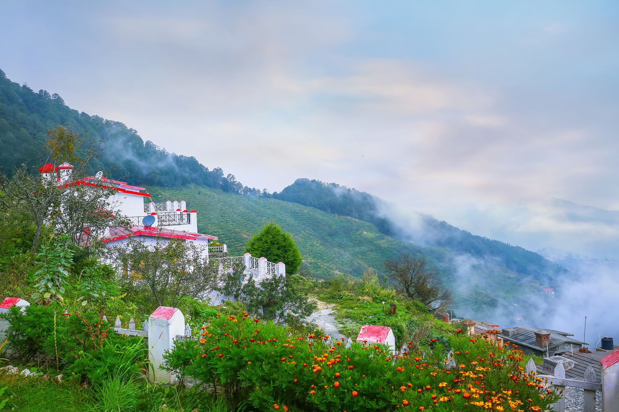 The Swiss Village Resort Nainital Exterior foto
